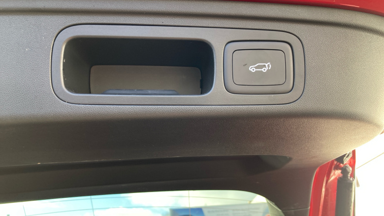 MG HS 1.5 T-GDI Trophy 5dr Petrol Hatchback